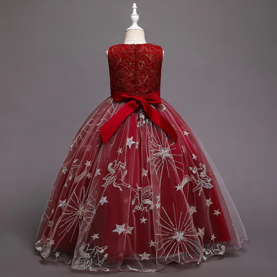 Robe Rouge Princesse Dentelle Étoiles – Image 4