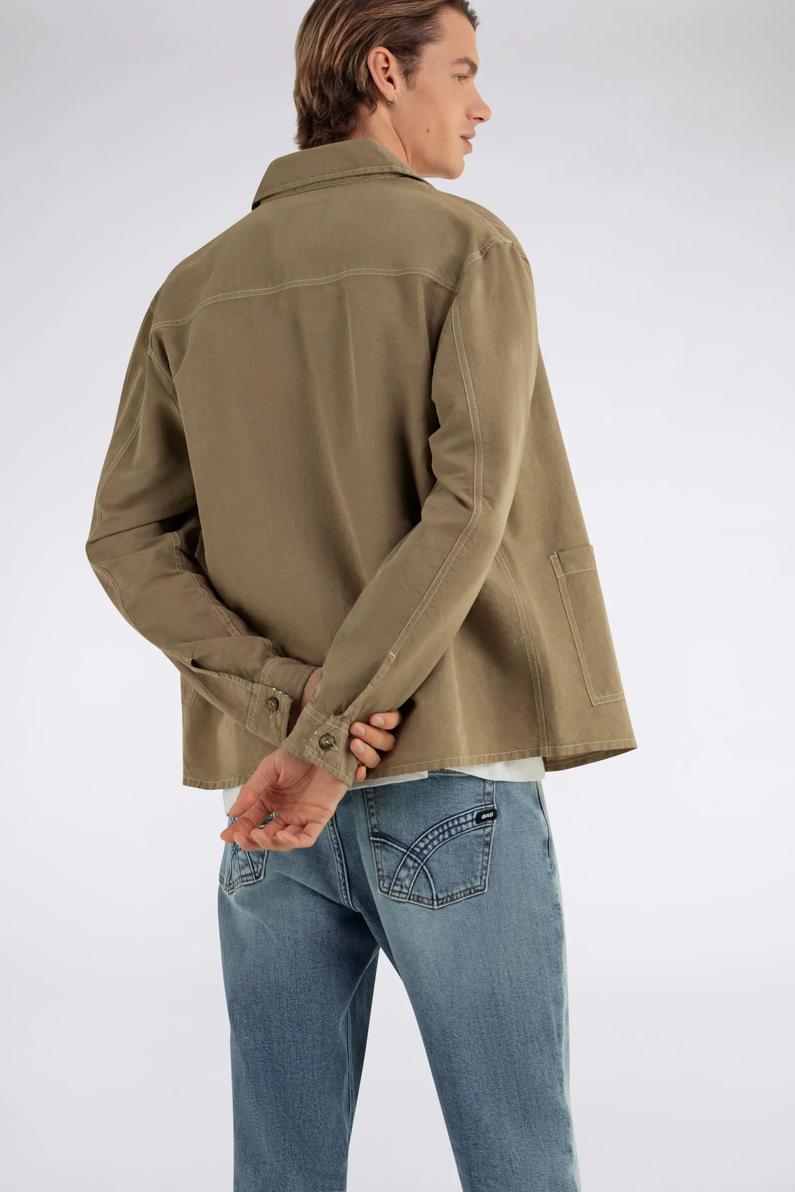 NEW CONRAD – Image 2