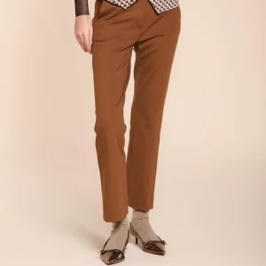 New York Trumpet pantalon chino femme en jersey technique slim fit ①