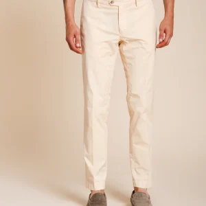 New York pantalon chino homme en gabardine stretch regular fit ①