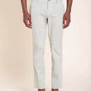 Milano pantalon chino homme en gabardine stretch extra slim fit ①