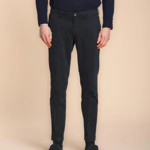 Torino pantalon chino homme en gabardine slim fit ①