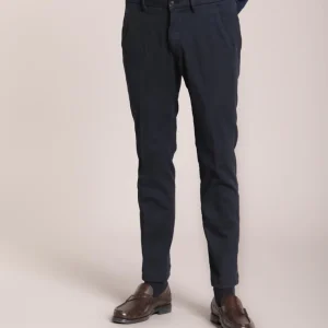 Torino pantalon chino homme en coton cachemire slim fit ①