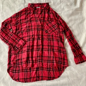 Chemise à Carreaux Femme Style Bûcheron Rouge/Noir/Blanc - Taille 38