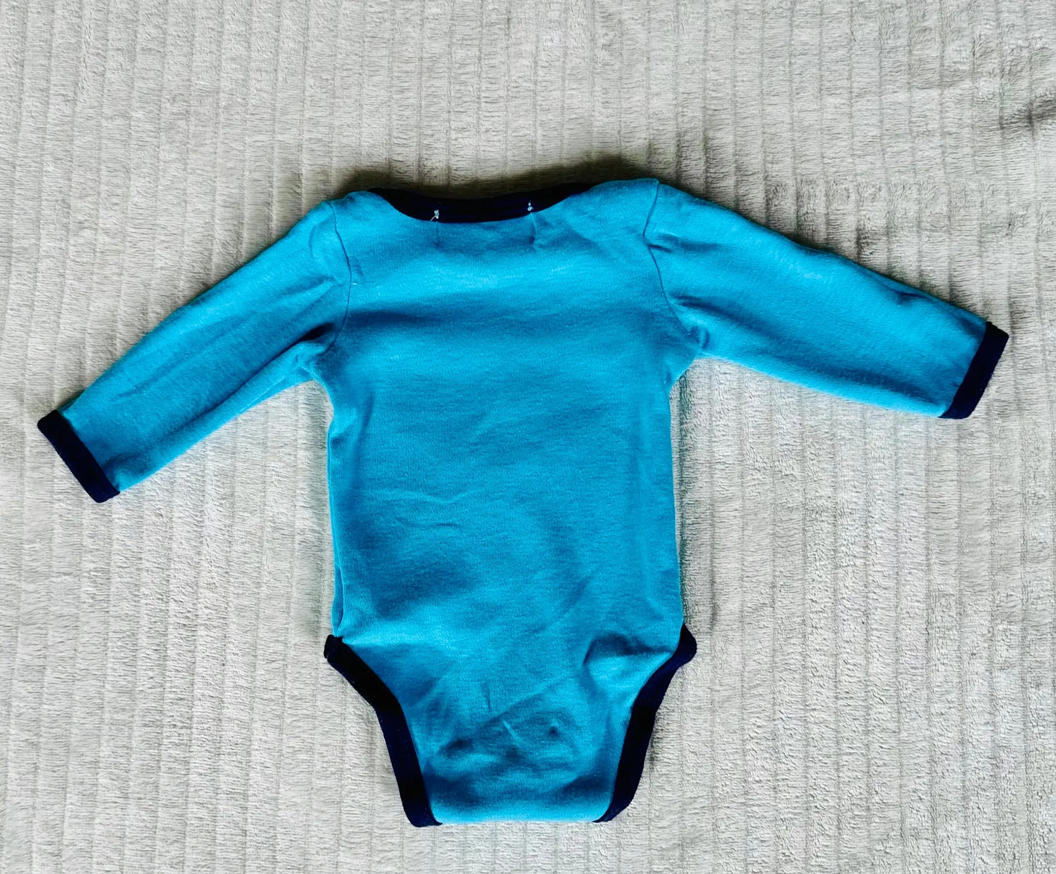 Body Garçon Bleu avec Drapeau d'Angleterre - Taille 3 Mois - Lee Cooper – Image 3