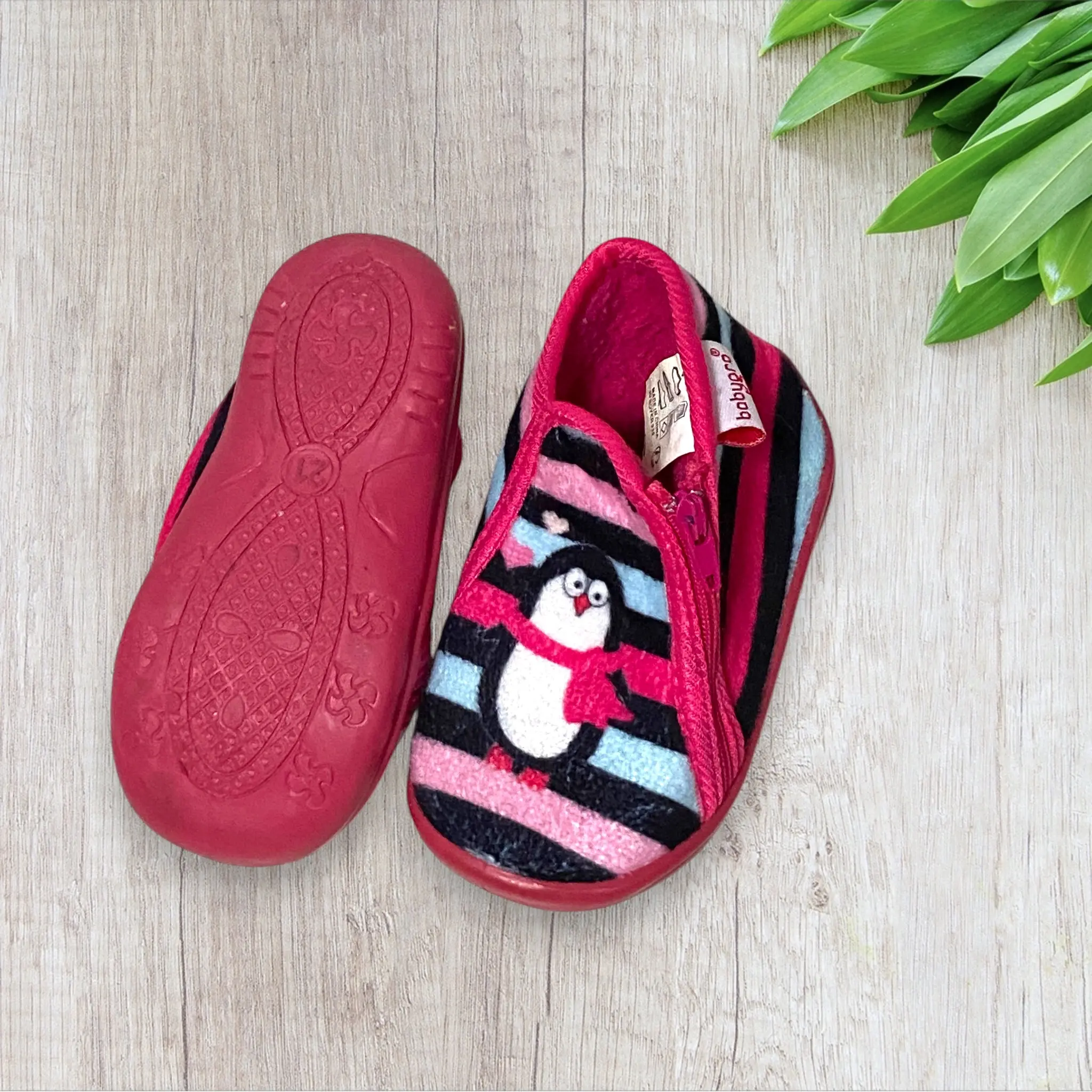 Chaussons bébé Babygro - pingouin ou lion – Image 5