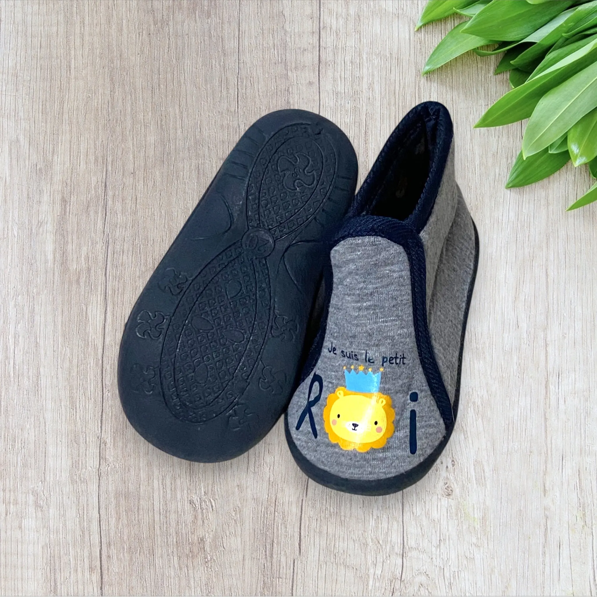 Chaussons bébé Babygro - pingouin ou lion – Image 9