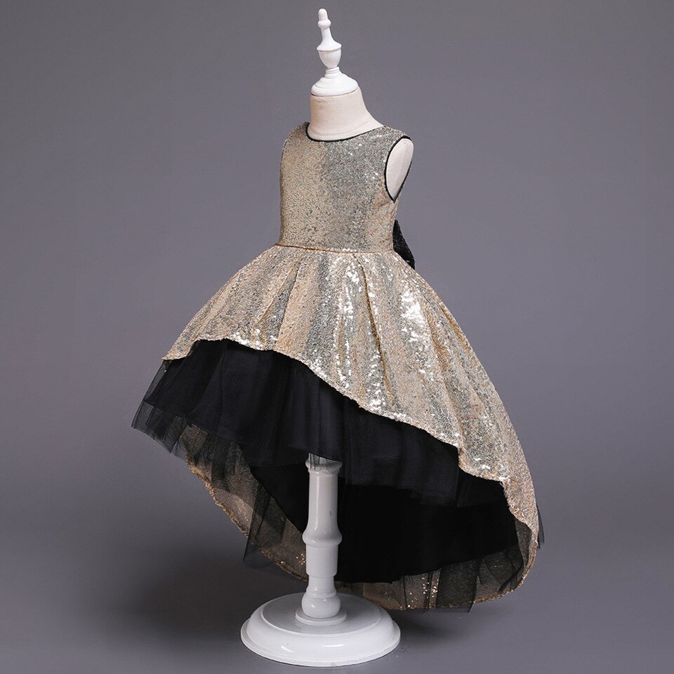 Robe Princesse Dorée à Paillettes – Image 2