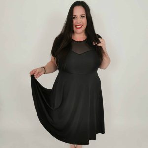 Robe patineuse décolleté cœur transparent