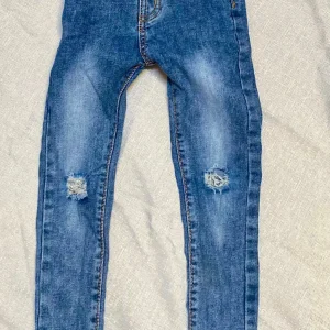 Jean Garçon troué 4ans shein