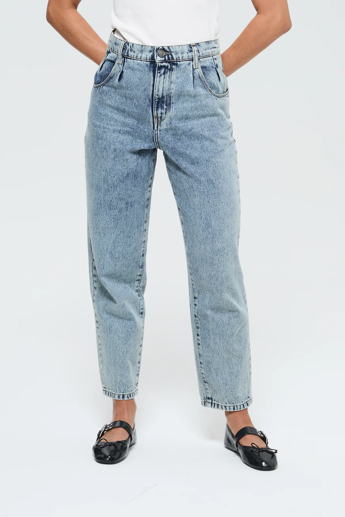 Jean Mom Joey – Image 2