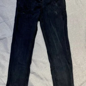 Jean Noir Slim avec Broderies Cœur Rose - Fille 7 ans, Tape à l'Œil