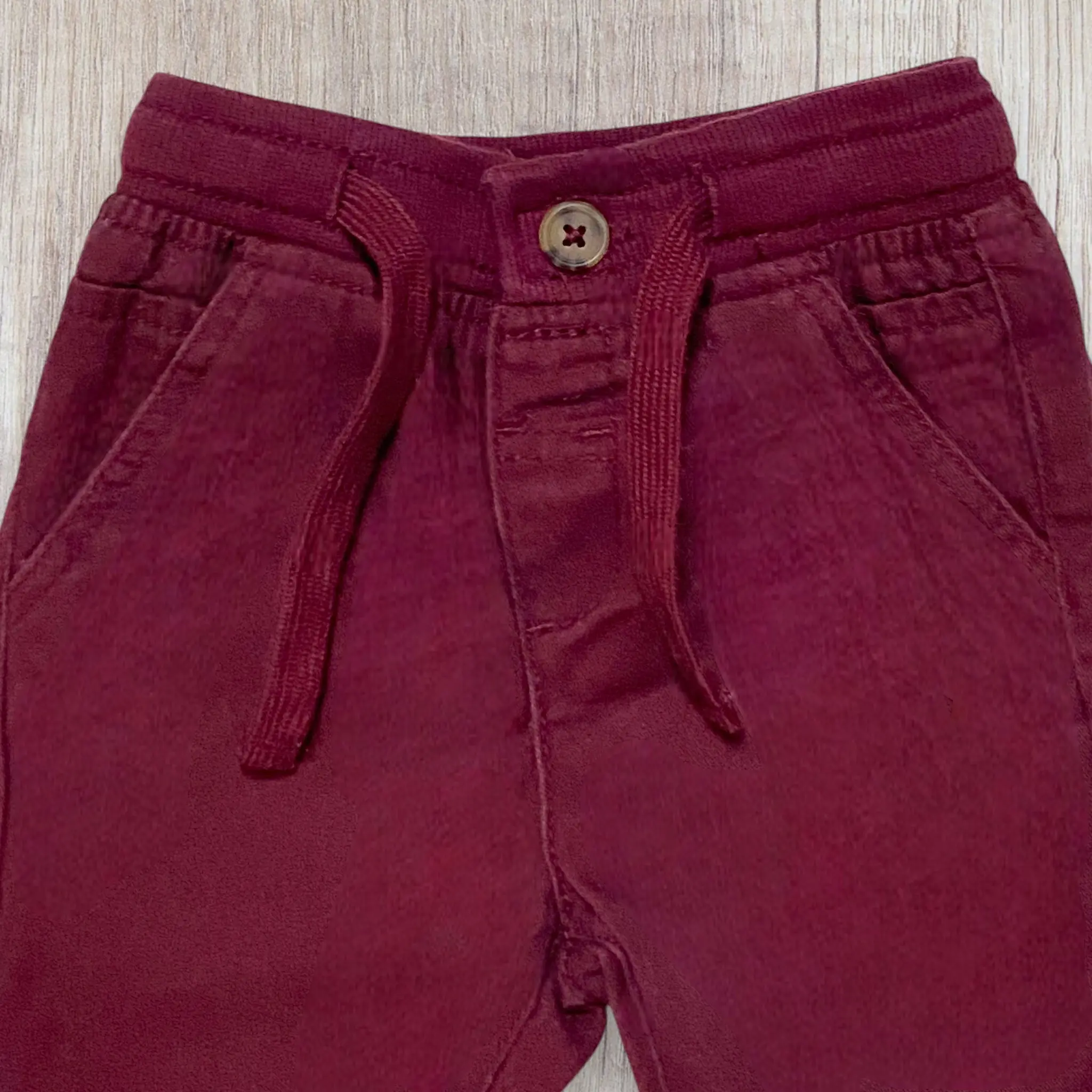 Pantalon cargo bébé garçon Kiabi 9 mois – Bordeaux avec cordon ajustable – Image 2