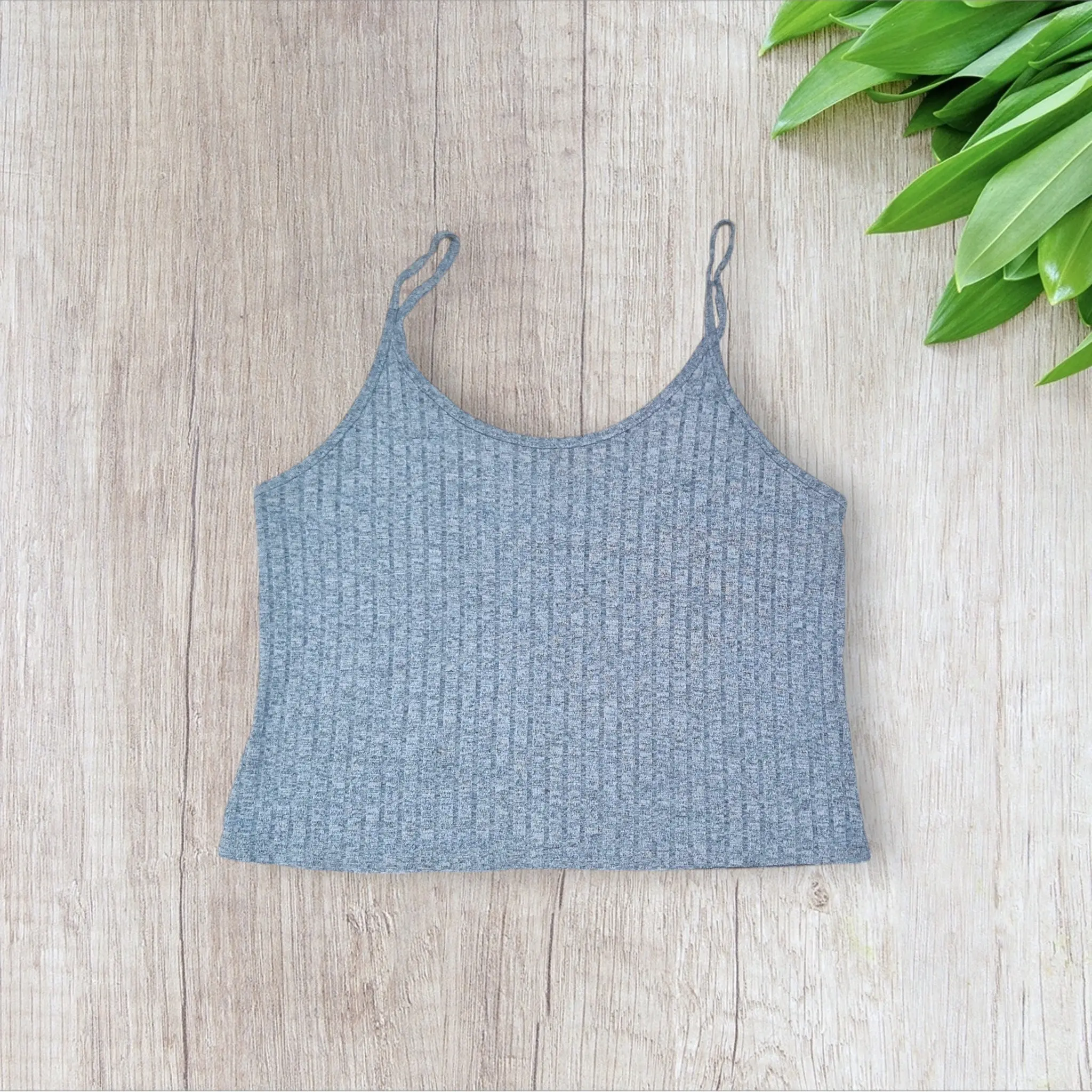 Pyjama 2 pièces femme–Shein taille XL | Débardeur & shorty | Gris ou bleu moucheté – Image 3