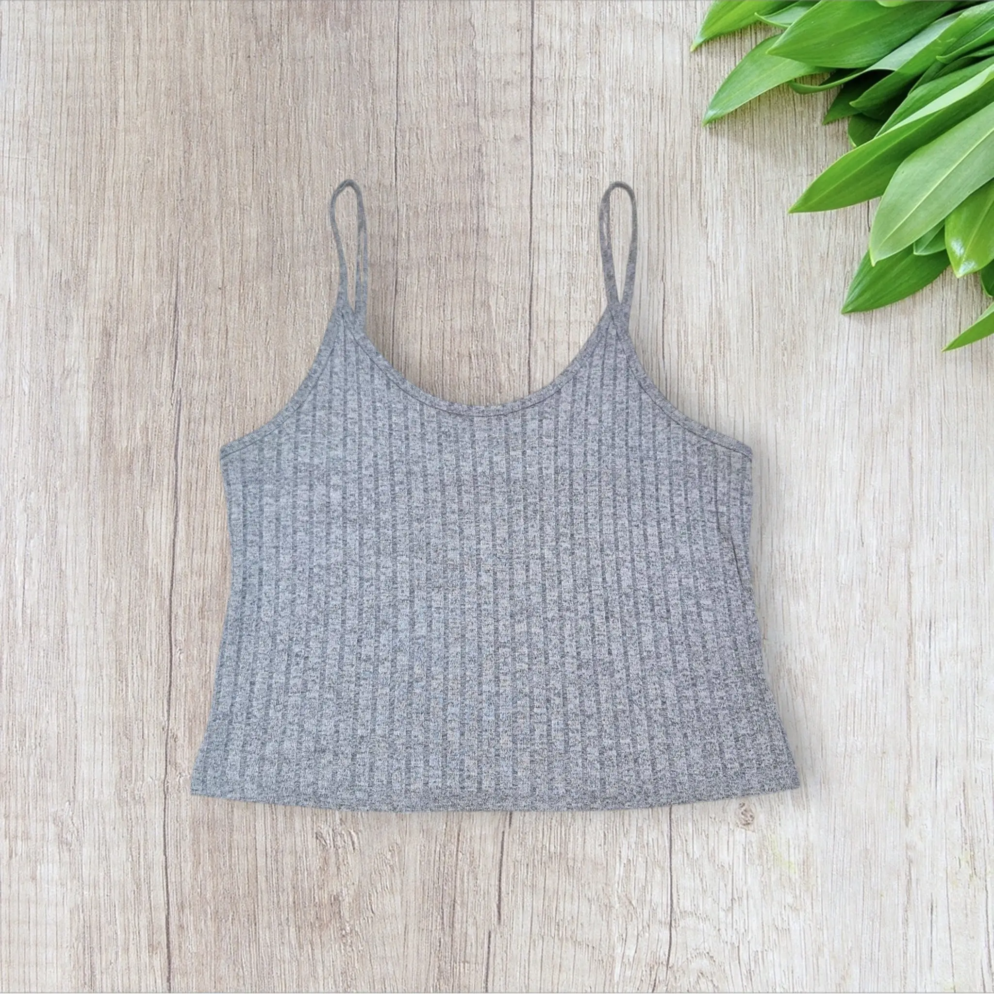 Pyjama 2 pièces femme–Shein taille XL | Débardeur & shorty | Gris ou bleu moucheté – Image 7