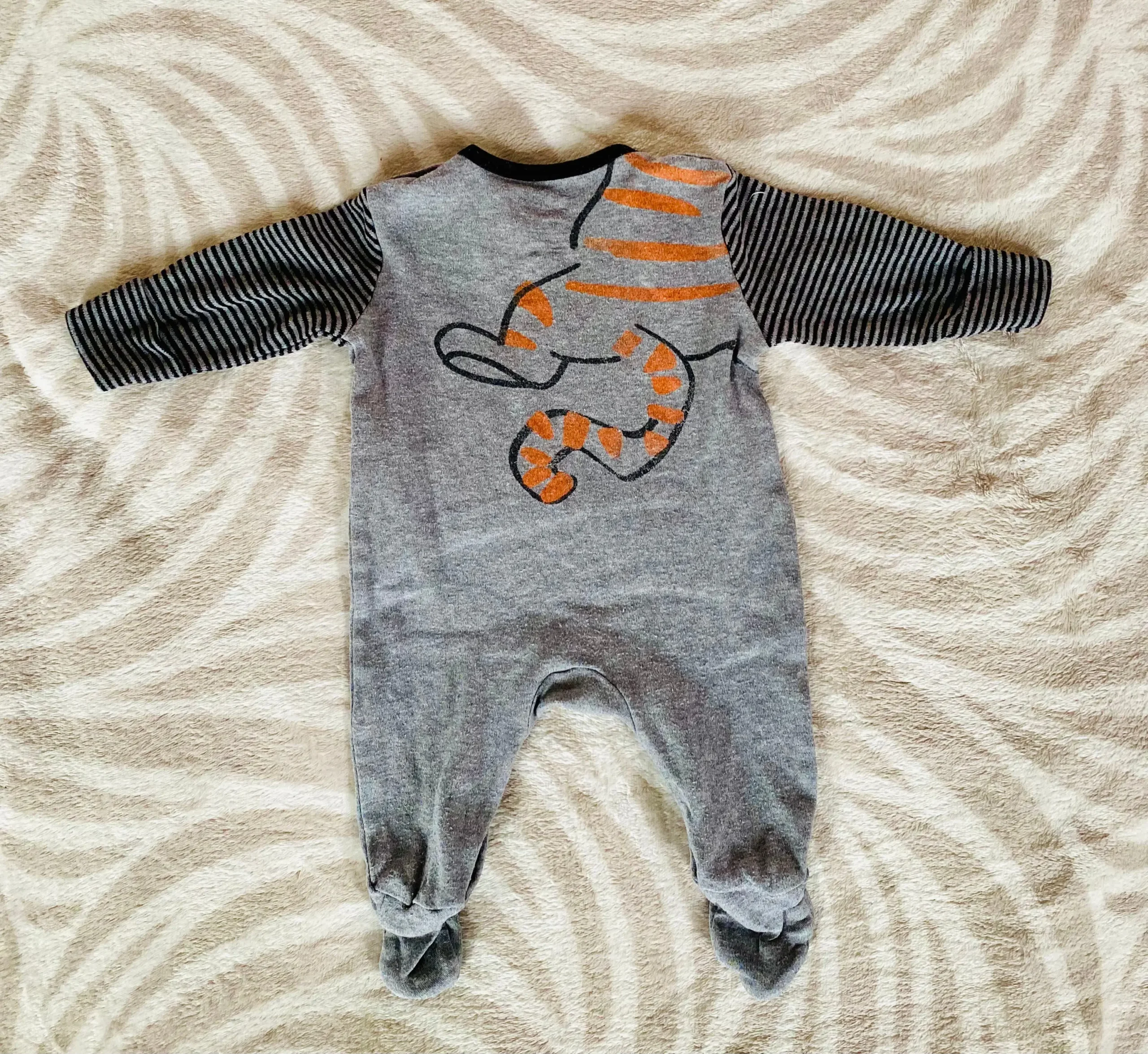 Pyjama Bébé Garçon 1 Pièce - Gris avec Tigrou - 0-3 Mois - Disney – Image 4