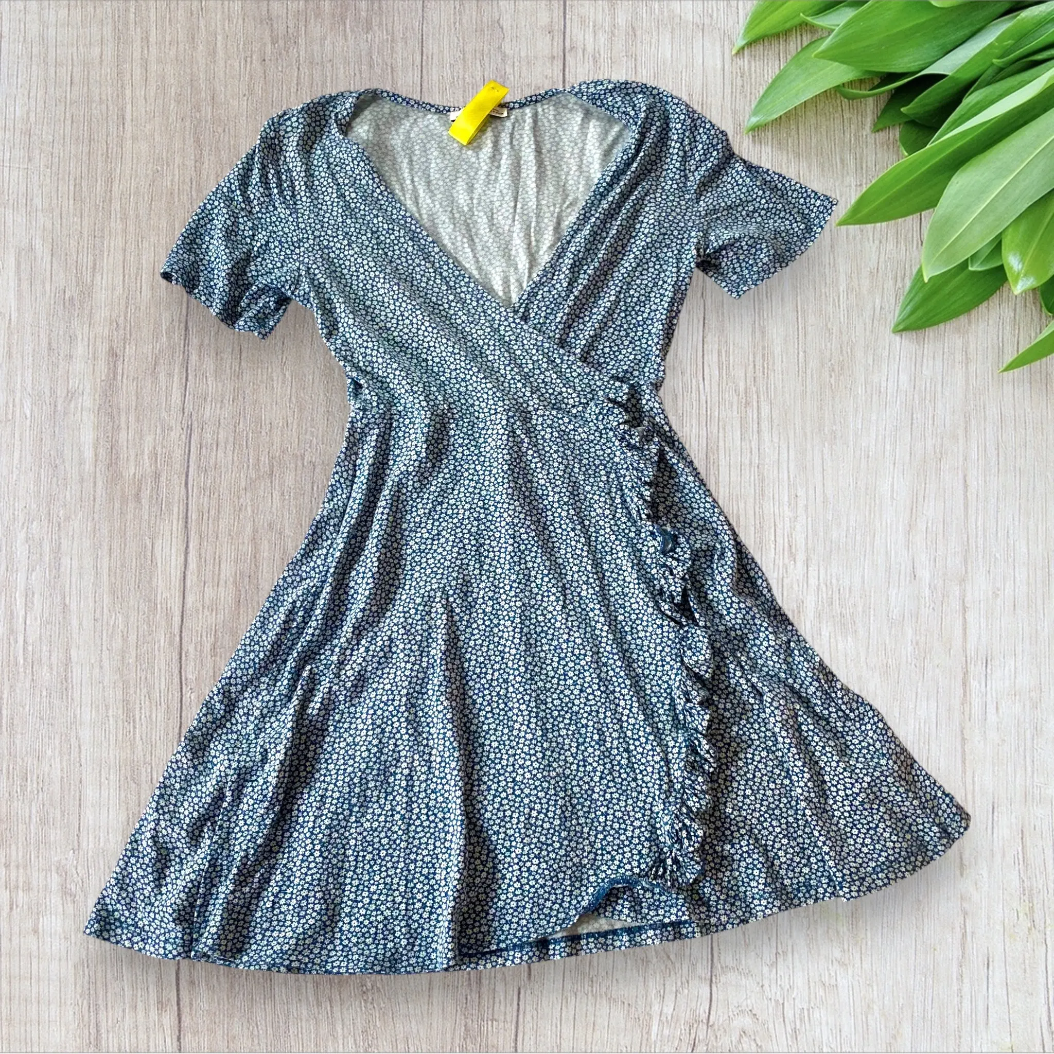 Robe Fluide Cache-Cœur Fleurie Taille M - Pull&Bear