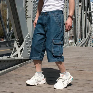 Short baggy cargo