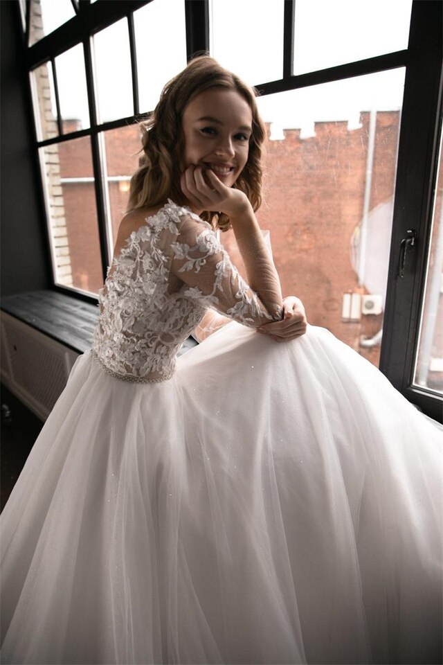 Robe de Mariée avec Buste à Fleurs Princesse – Image 3