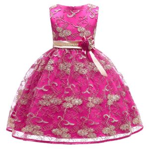 Robe Princesse Brodée Rose aux Fleurs Dorées