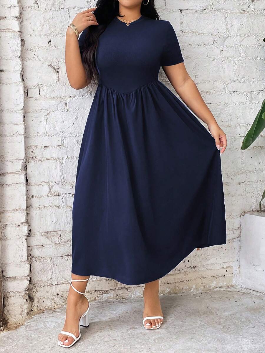 SHEIN GRANDE TAILLE (44/46/48/50/52/54) Robe longue grande taille à manches courtes et col rond – Image 5